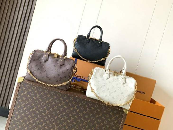 Picture of Louis Vuitton Handbags _SKUfw220856222fw
